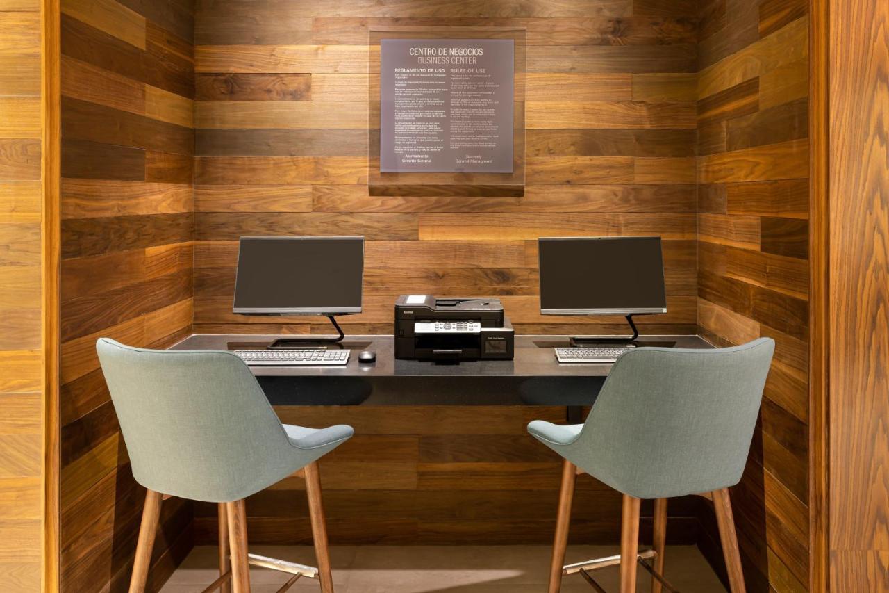 Four Points By Sheraton Monterrey Airport Apodaca Esterno foto
